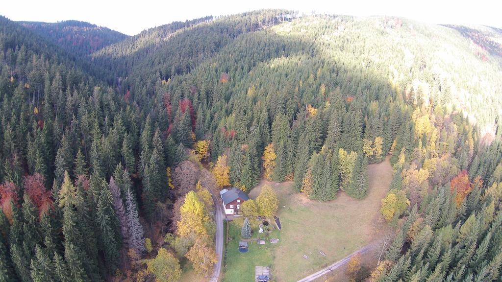 Myslivna Otel Černý Dŭl Dış mekan fotoğraf